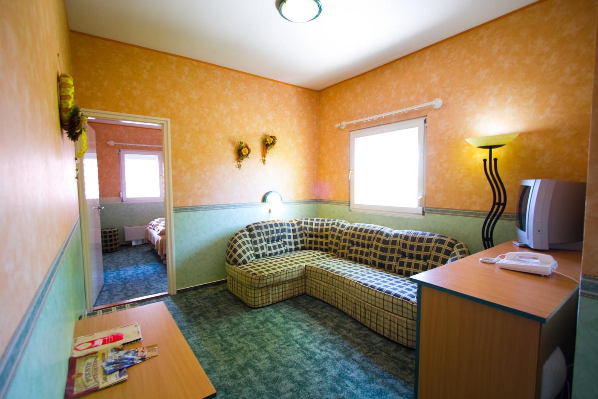 Piknik Wellness Hotel Siófok Zewnętrze zdjęcie