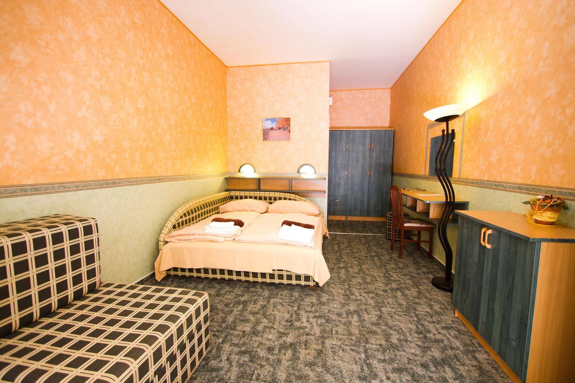 Piknik Wellness Hotel Siófok Zewnętrze zdjęcie
